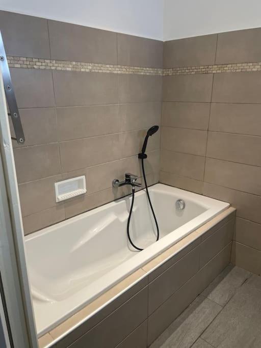 Апартаменты Juan Les Pins 2 Pieces 50M2 Антиб Экстерьер фото